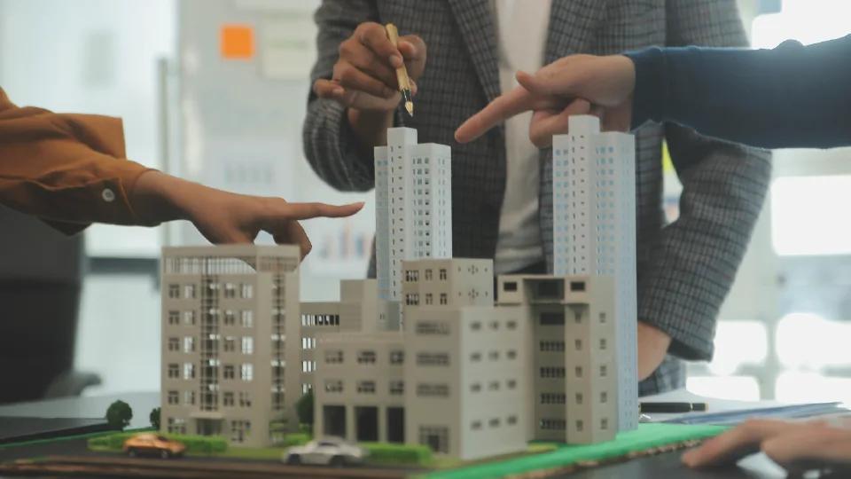 Shoolini University MBA in Real Estate Management highlighting property markets, valuation and career growth