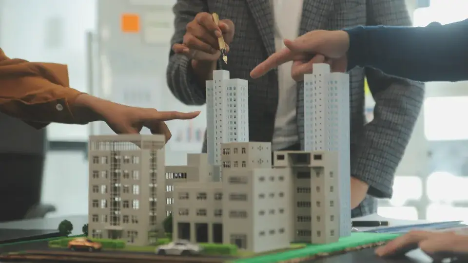 Shoolini University MBA in Real Estate Management highlighting property markets, valuation and career growth