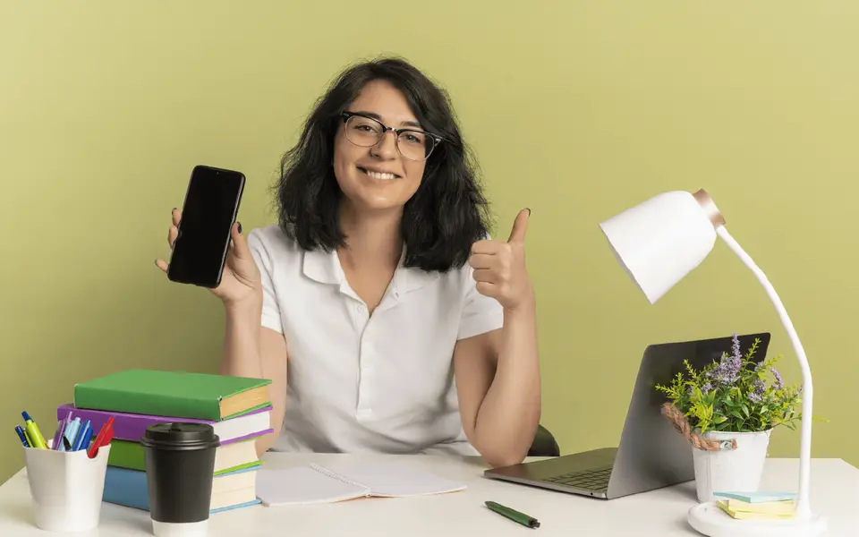 VIT Online student review showcasing unfiltered feedback, academic experience, support system and outcomes